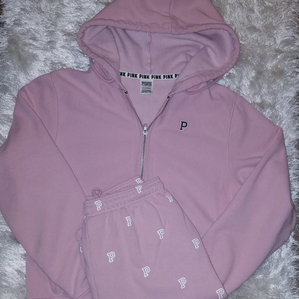 Pink Premium Hoodie Outfit HTF